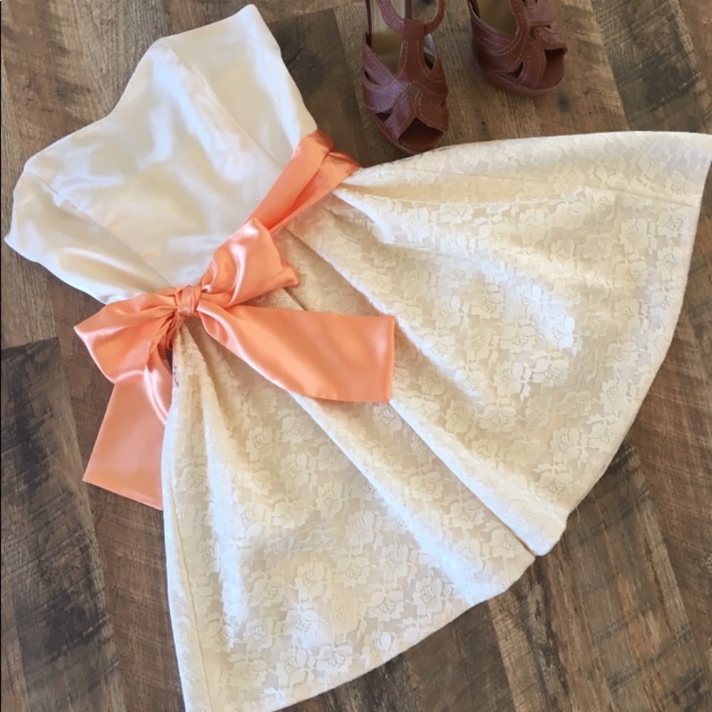 Custom lace detail vintage dress